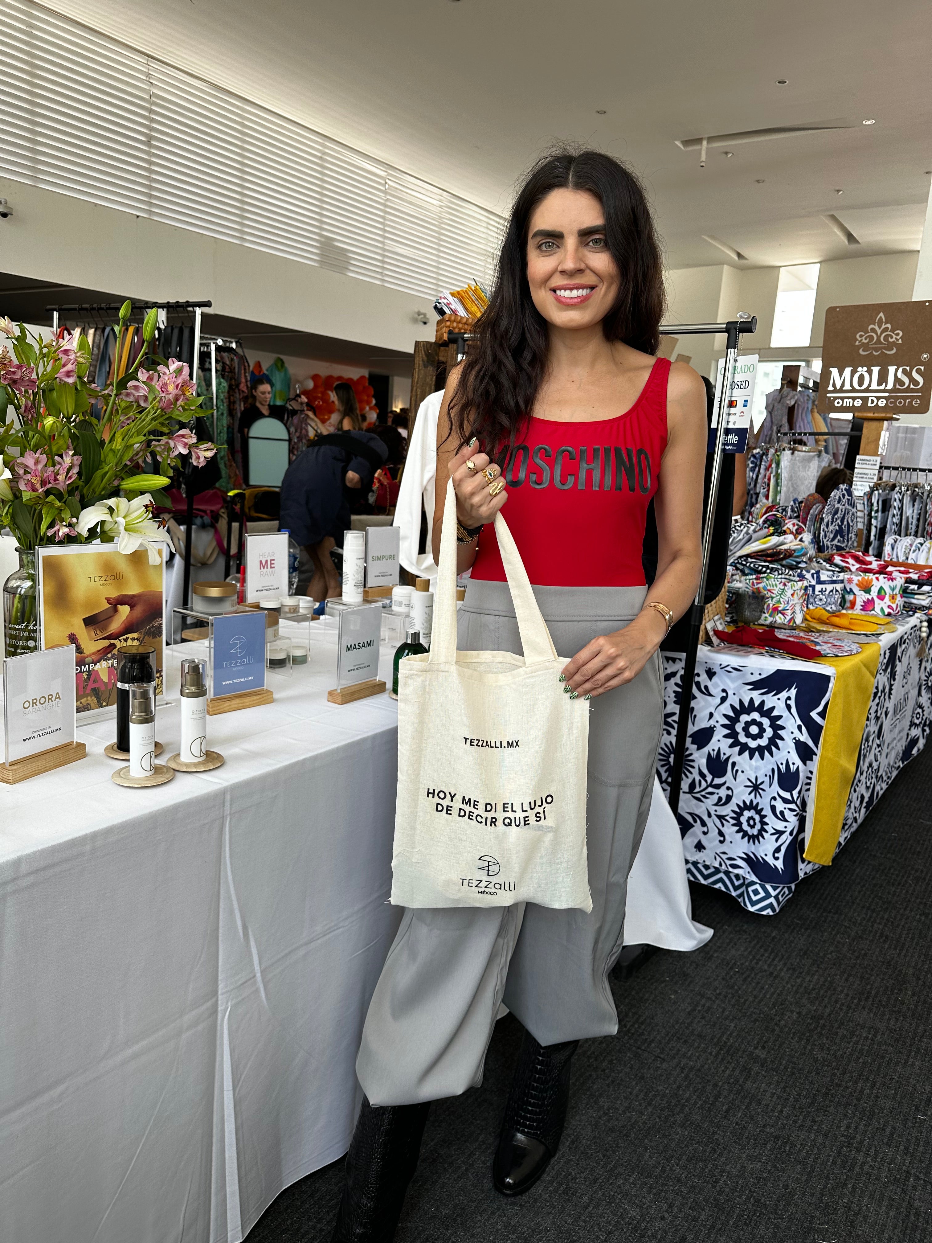 tezzalli, modelo, tote bag, market, the wish list, orora, simpure
